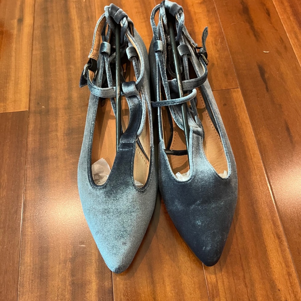 Gray Velvet Ballet Flat Lace Up Pointed Toe Strappy T Yoki Urban-80 New Size 9